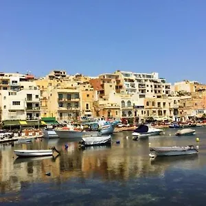 https://ms26-spacious-maisonette-by-the-sea.hotelssaintjulians.com
