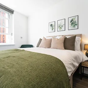 https://charming-studio-in-the-heart-of-vibrant-brighton.brighton-hotels-england.com